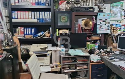 İzmir Karabağlar'ın En İşlek Caddesi'nde Komple Satılık İşyeri 