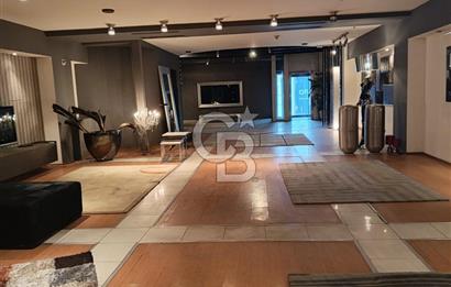 İzmir Karabağlar'ın En İşlek Caddesi'nde Komple Satılık İşyeri 