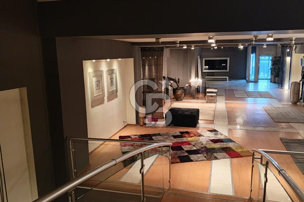 İzmir Karabağlar'ın En İşlek Caddesi'nde Komple Satılık İşyeri 