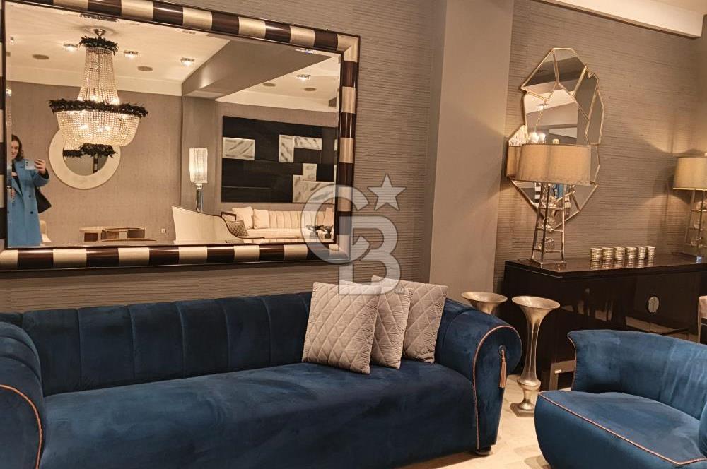 İzmir Karabağlar'ın En İşlek Caddesi'nde Komple Satılık İşyeri 