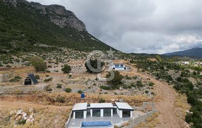 CB GİZ'DEN KAŞ YAYLA BEZİRGAN'DA SATILIK TARLA VE 2+1 VİLLA