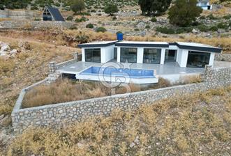 CB GİZ'DEN KAŞ YAYLA BEZİRGAN'DA SATILIK TARLA VE 2+1 VİLLA - 2 - 331955