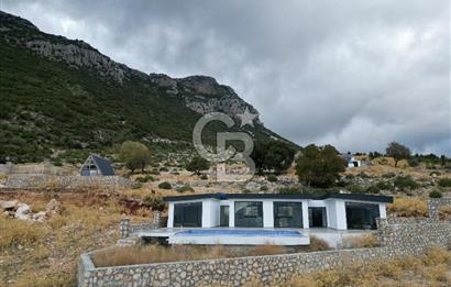 CB GİZ'DEN KAŞ YAYLA BEZİRGAN'DA SATILIK TARLA VE 2+1 VİLLA