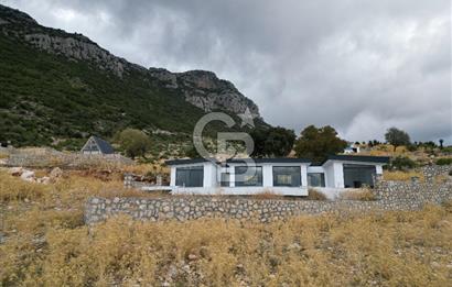 CB GİZ'DEN KAŞ YAYLA BEZİRGAN'DA SATILIK TARLA VE 2+1 VİLLA