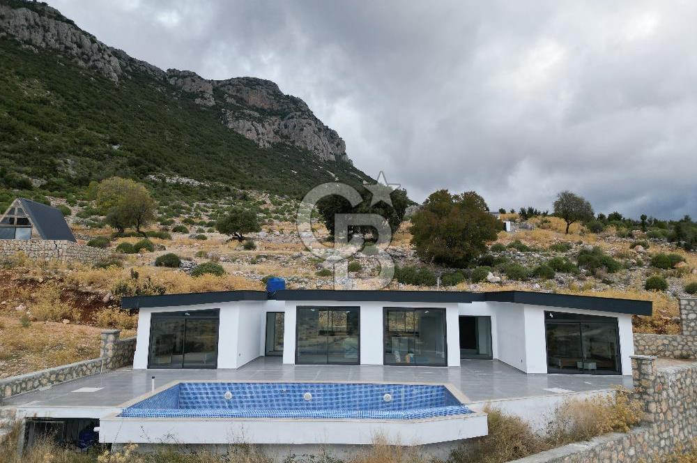 CB GİZ'DEN KAŞ YAYLA BEZİRGAN'DA SATILIK TARLA VE 2+1 VİLLA