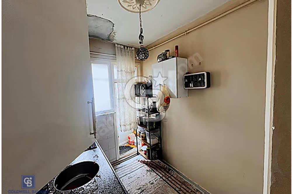 FATİH YEDİKULE DE SATILIK 3+1 ARA KAT DAİRE