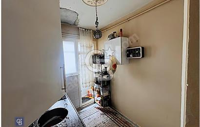 FATİH YEDİKULE DE SATILIK 3+1 ARA KAT DAİRE