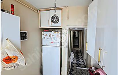 FATİH YEDİKULE DE SATILIK 3+1 ARA KAT DAİRE