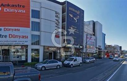 İzmir Karabağlar'ın En İşlek Caddesi'nde Komple Satılık İşyeri 