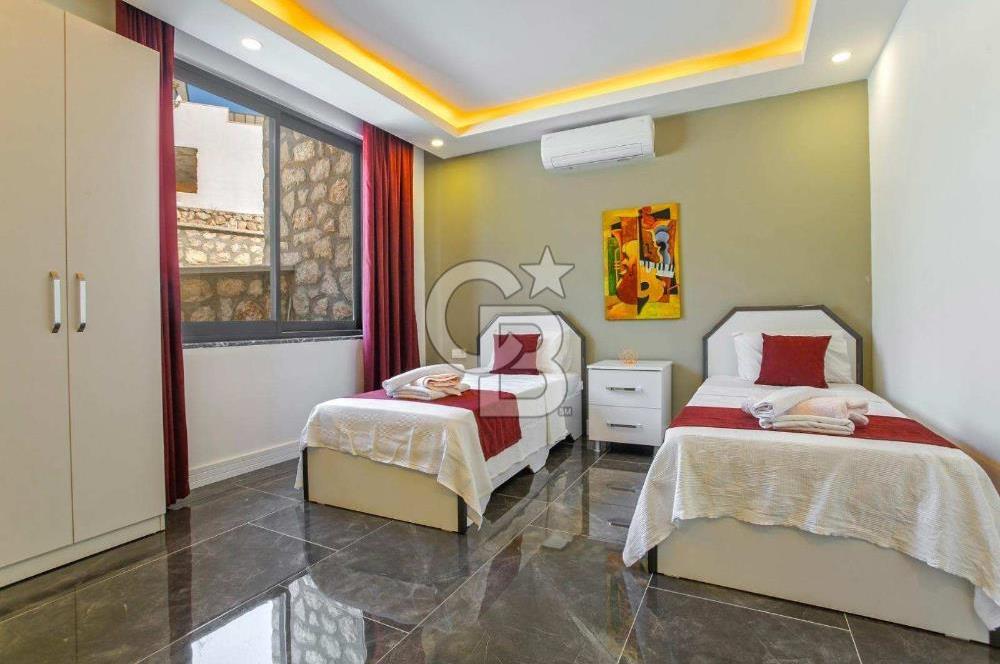 CB GİZ'DEN KAŞ ÜZÜMLÜ'DE SATILIK 4 ADET 2+1 VE 1+1 VİLLALAR