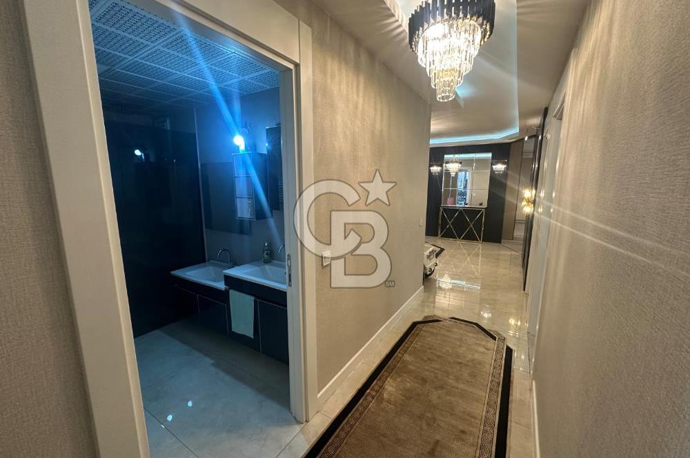 ALC AURA SİTESİNDE EŞSİZ TASARIM FULL YAPILI SATILIK 4,5+1 DAİRE