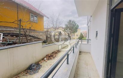 BAŞİSKELE DİŞ HASTANESİ 'NİN KARŞISINDA 2+1 KİRALIK BAHÇEDUBLEKS