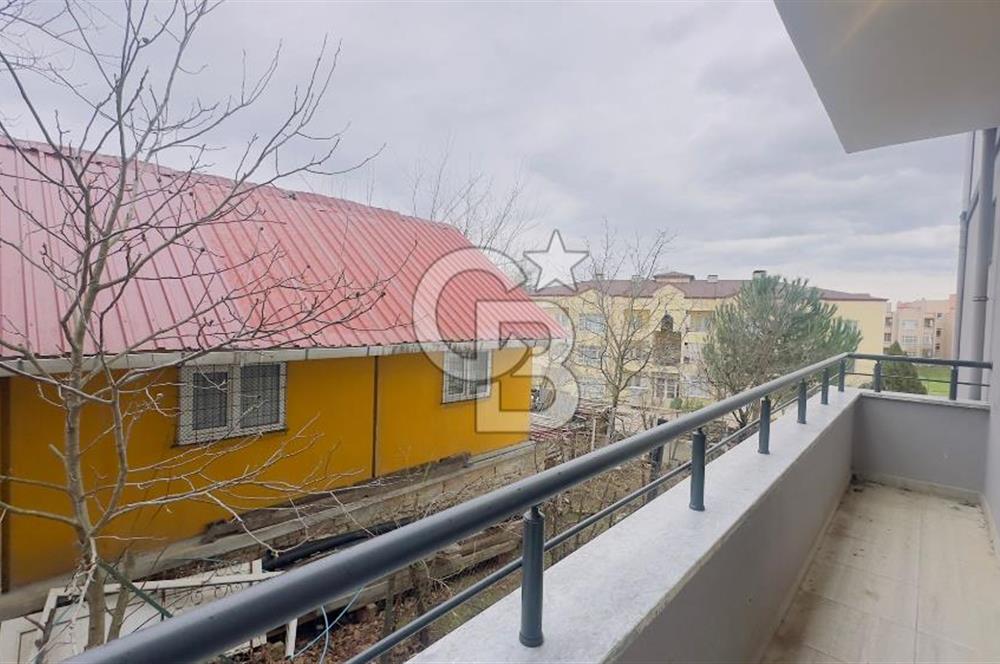 BAŞİSKELE DİŞ HASTANESİ 'NİN KARŞISINDA 2+1 KİRALIK BAHÇEDUBLEKS