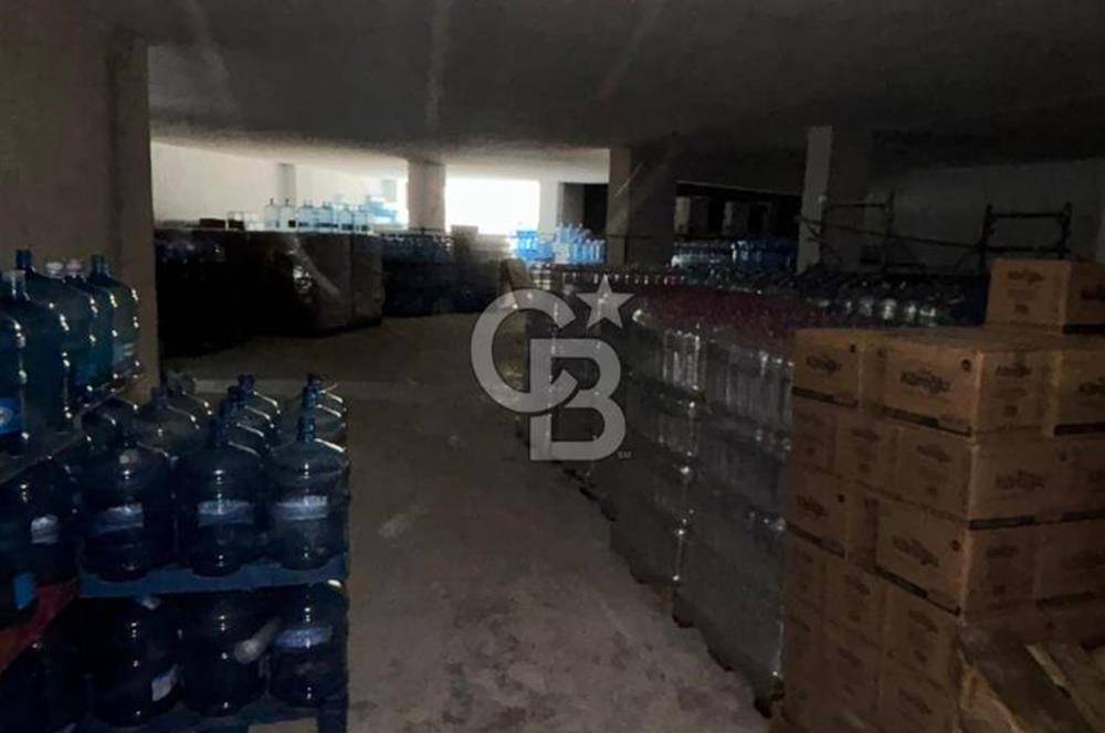 MALTEPE GİRNE E5 YAN YOLDA KİRALIK DEPO 