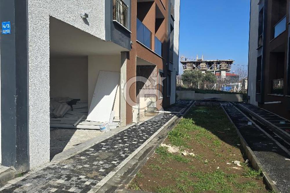 Tekirdağ Merkezde Deniz Manzaralı Site İçi Bahçe Katı Dubleksi