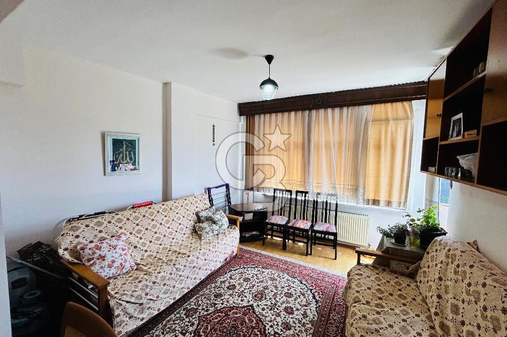 Kocamustafapaşa Sümbül Efendi Mah. Kiralık 3+1 Daire Eşyalı