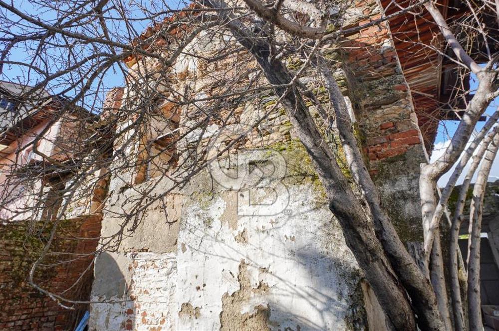 YATAĞAN TURGUT'TA RESTORASYONA UYGUN 3+1 TARİHİ TAŞ BİNA