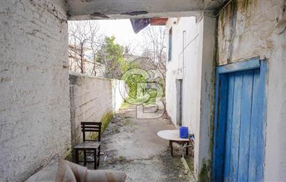 YATAĞAN TURGUT'TA RESTORASYONA UYGUN 3+1 TARİHİ TAŞ BİNA