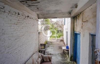 YATAĞAN TURGUT'TA RESTORASYONA UYGUN 3+1 TARİHİ TAŞ BİNA