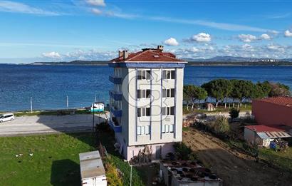 ÇANAKKALE ECEABAT’TA DENİZE SIFIR BOĞAZ MANZARALI SATILIK BİNA 