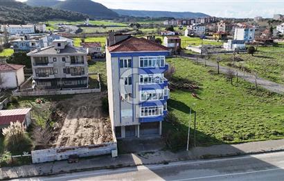 ÇANAKKALE ECEABAT’TA DENİZE SIFIR BOĞAZ MANZARALI SATILIK BİNA 