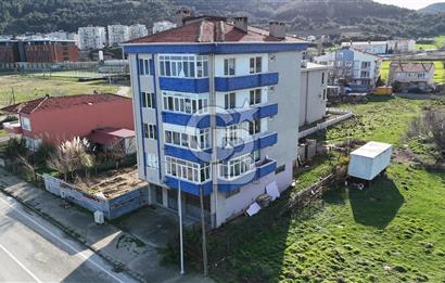 ÇANAKKALE ECEABAT’TA DENİZE SIFIR BOĞAZ MANZARALI SATILIK BİNA 