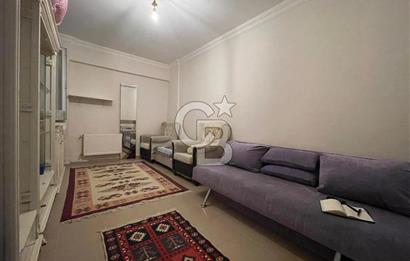 SALI PAZARINDA UYGUN FİYATLI SOKAK ÜZERİ 2+1 