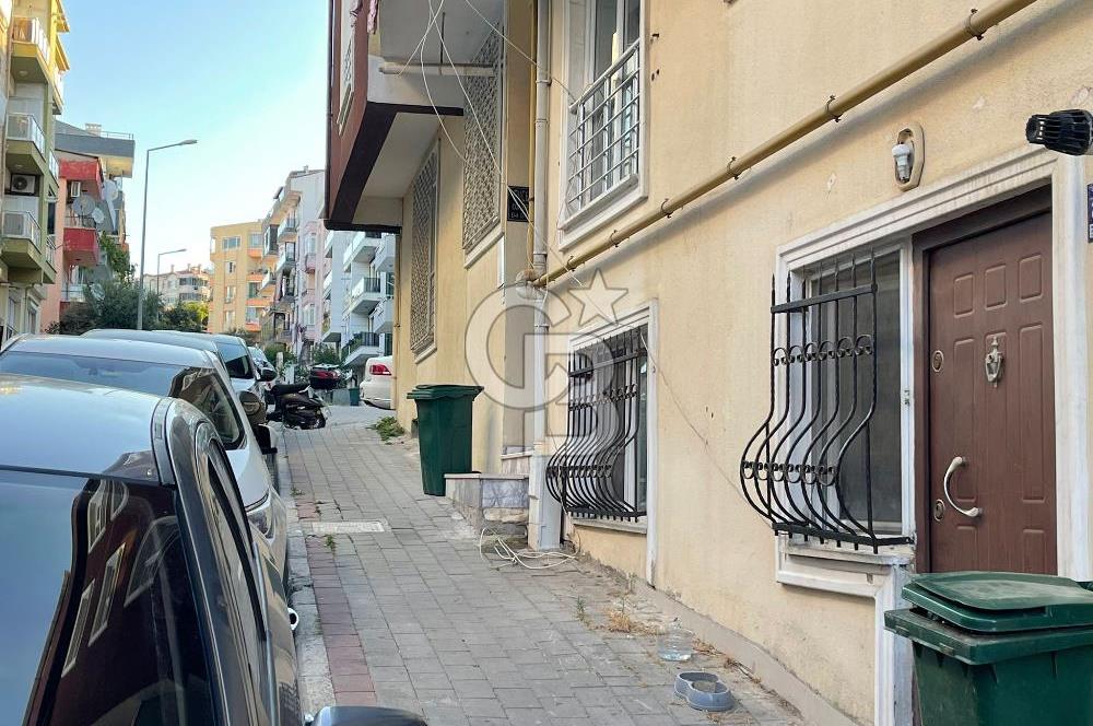 SALI PAZARINDA UYGUN FİYATLI SOKAK ÜZERİ 2+1 