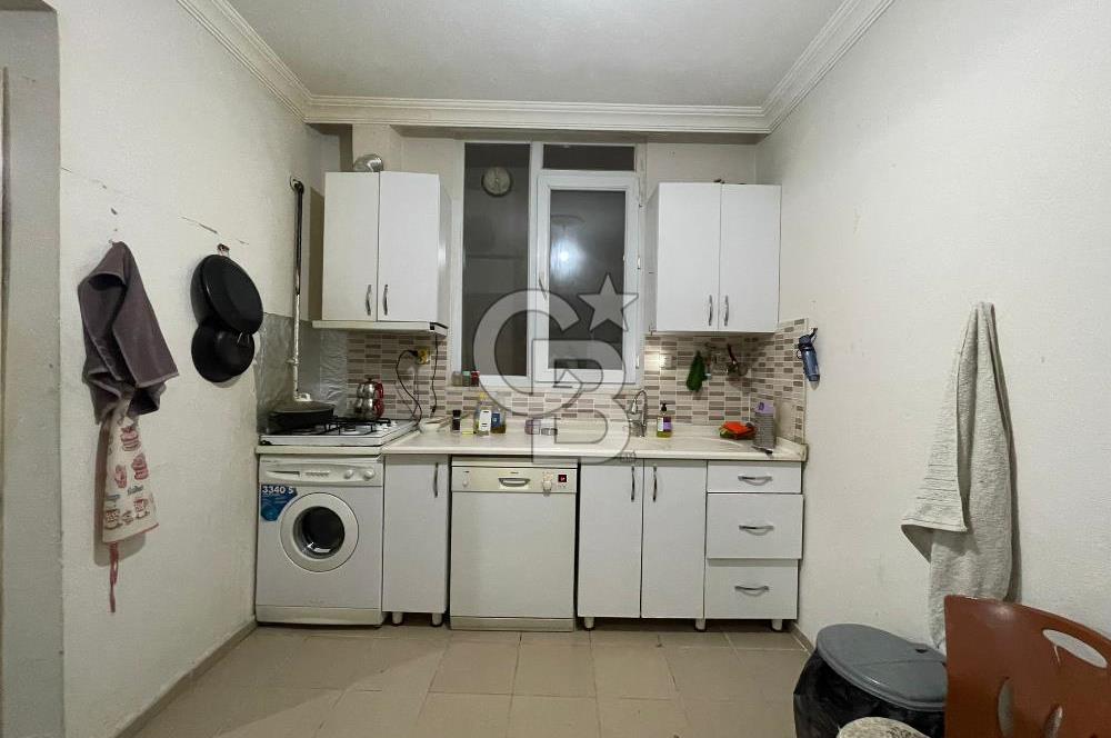 SALI PAZARINDA UYGUN FİYATLI SOKAK ÜZERİ 2+1 