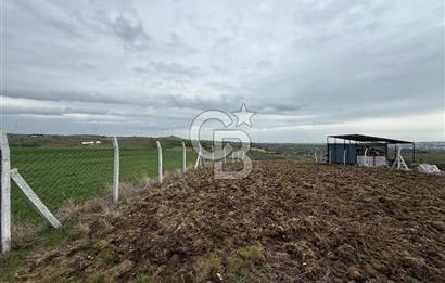 İSTANBUL SİLİVRİ DEĞİRMENKÖY 448 M2 HİSSELİ TARLA ETRAFI ÇEVRİLİ