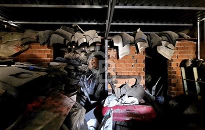 Konak 1. Sanayi Geniş Sokak SATILIK 4 Katlı Komple Bina