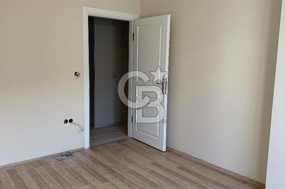 Ümraniye İstiklal Mahallesinde 2+1 Kiralık Daire