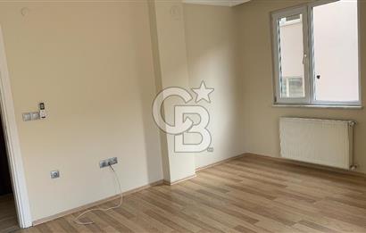 Ümraniye İstiklal Mahallesinde 2+1 Kiralık Daire