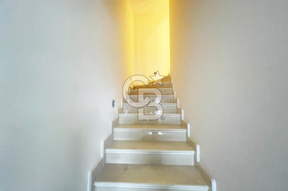 Güzelyalı Pamira Park Kuğu Evlerinde Satılık 2+1 Villa !