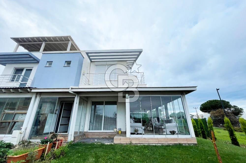 Güzelyalı Pamira Park Kuğu Evlerinde Satılık 2+1 Villa !