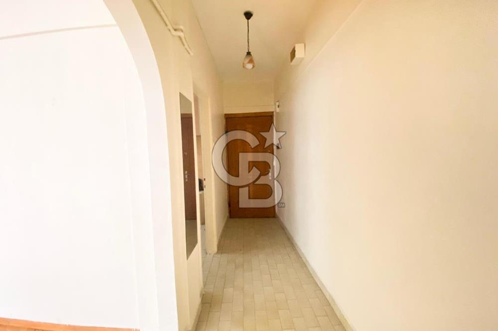 Kazasker Minübüs Caddesi Paralel Sokağında 2+1 Kiralık Ara Kat Daire