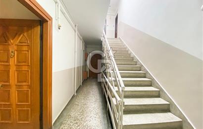 Kazasker Minübüs Caddesi Paralel Sokağında 2+1 Kiralık Ara Kat Daire