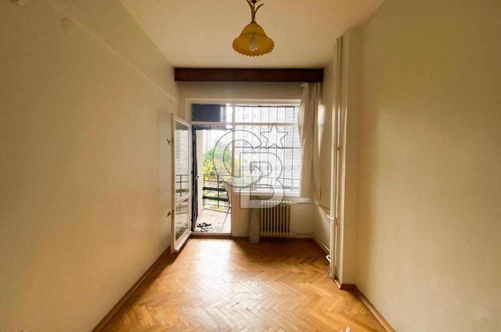 Kazasker Minübüs Caddesi Paralel Sokağında 2+1 Kiralık Ara Kat Daire