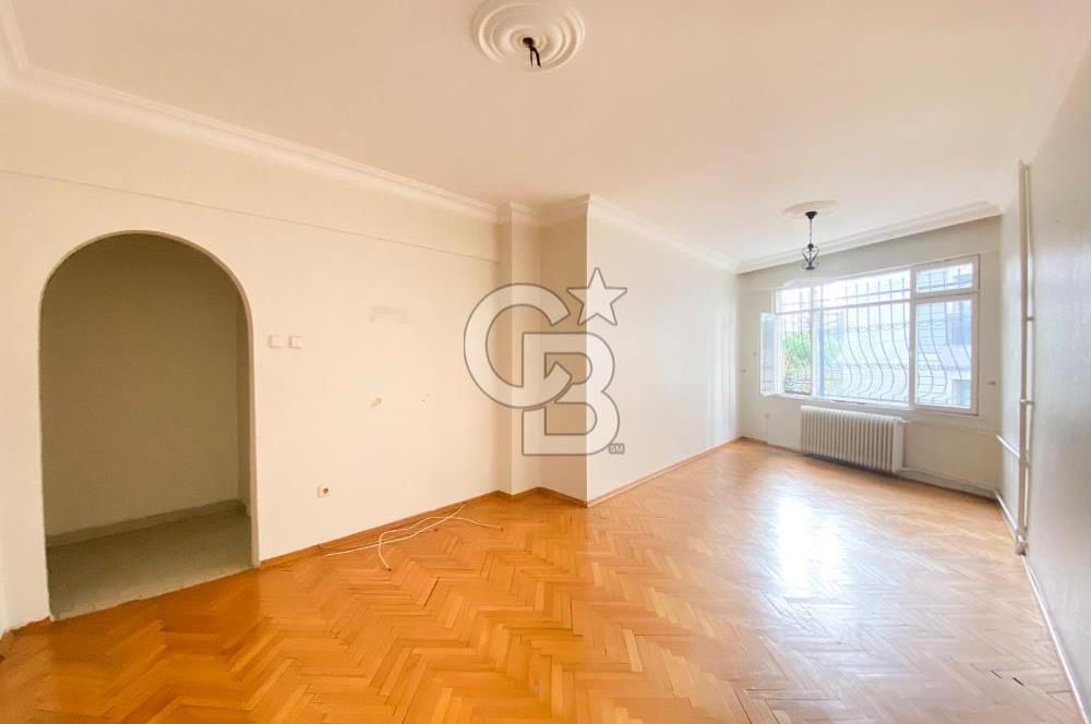 Kazasker Minübüs Caddesi Paralel Sokağında 2+1 Kiralık Ara Kat Daire