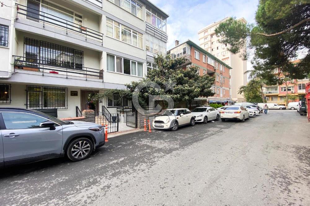 Kazasker Minübüs Caddesi Paralel Sokağında 2+1 Kiralık Ara Kat Daire