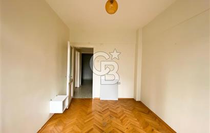 Kazasker Minübüs Caddesi Paralel Sokağında 2+1 Kiralık Ara Kat Daire