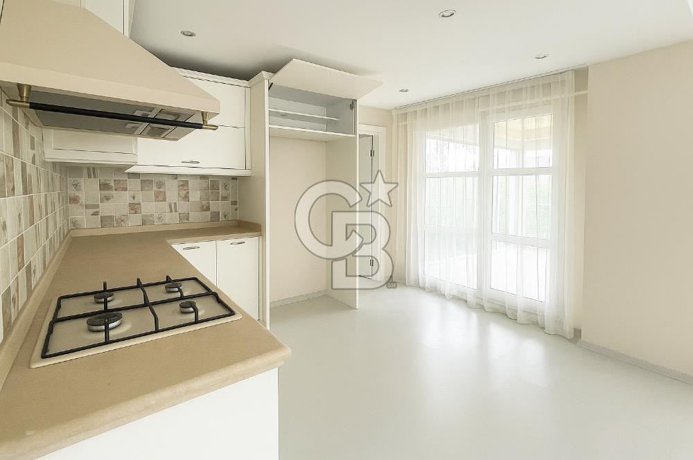 Güzelyalı Pamira Park Kuğu Evlerinde Satılık 2+1 Villa !