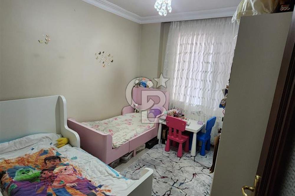 Ümraniye Sütçü İmam Caddesi’nde 2+1 Çatı Dubleksi Kiralık Daire