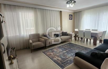 Ümraniye Sütçü İmam Caddesi’nde 2+1 Çatı Dubleksi Kiralık Daire