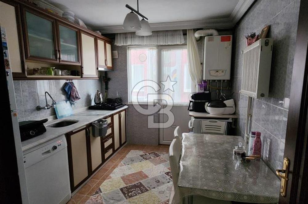 Ümraniye Sütçü İmam Caddesi’nde 2+1 Çatı Dubleksi Kiralık Daire