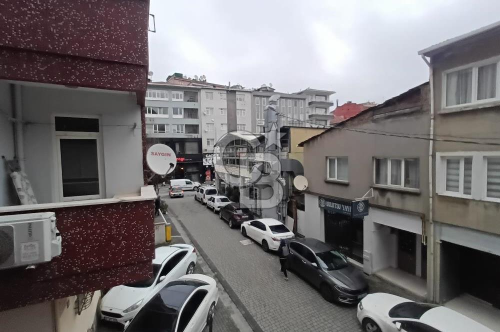 Ümraniye Sütçü İmam Caddesi’nde 2+1 Çatı Dubleksi Kiralık Daire