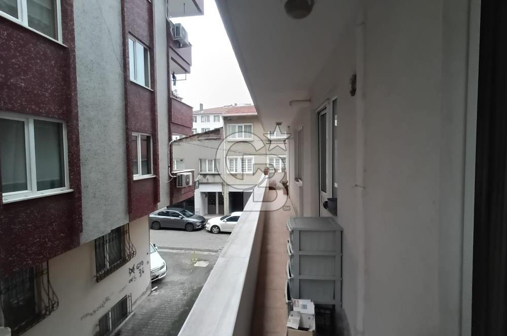 Ümraniye Sütçü İmam Caddesi’nde 2+1 Çatı Dubleksi Kiralık Daire