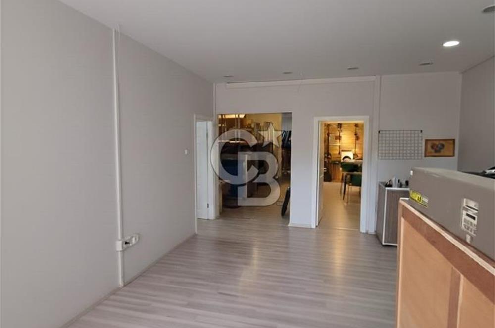 ÇANKAYA-ATA MAH. ÖVEÇLER KABİL CADDESİNDE SATILIK DÜKKAN&MAĞAZA