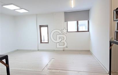 ÇANKAYA-ATA MAH. ÖVEÇLER KABİL CADDESİNDE SATILIK DÜKKAN&MAĞAZA