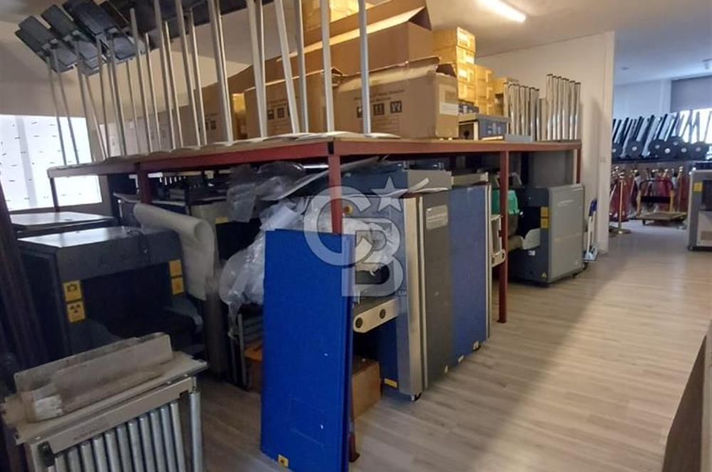 ÇANKAYA-ATA MAH. ÖVEÇLER KABİL CADDESİNDE SATILIK DÜKKAN&MAĞAZA